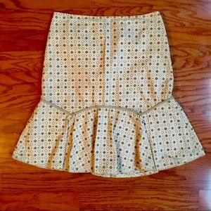 Intuitions Woman’s  size 6 skirt with rope trim